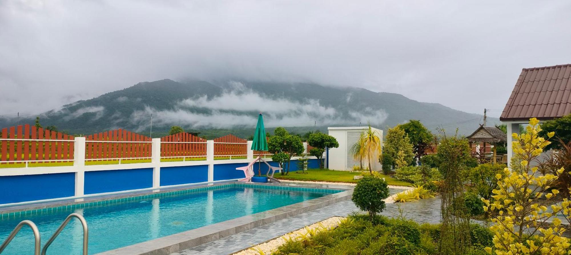Poonsap Homestay Nan Exterior foto
