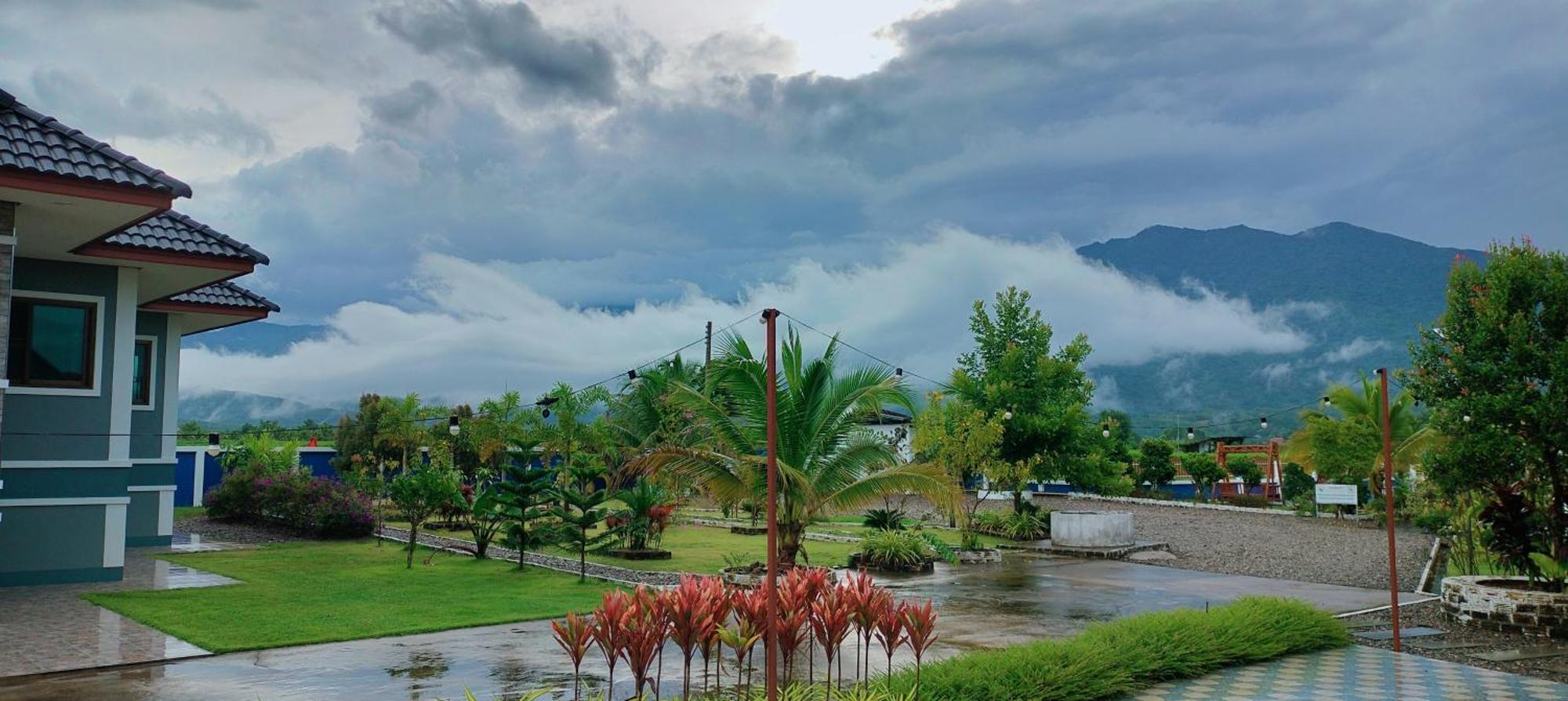 Poonsap Homestay Nan Exterior foto
